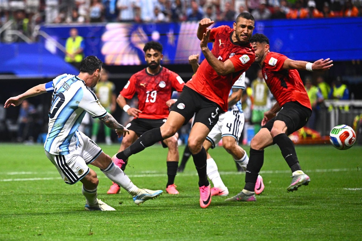  Lionel Messi (Argentina) scores the goal to tie the game at 2-2.  Tom Weller/dpa (Photo by Tom Weller/picture alliance via Getty Images)
