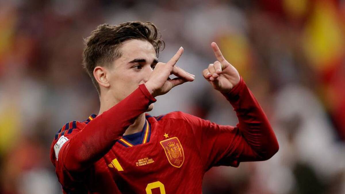  Gavi enjoyed a memorable World Cup debut. | David S. Bustamante/Soccrates/Getty Images 