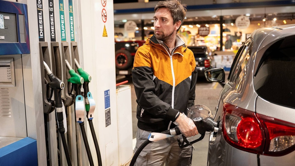  Rising energy prices linked to the Iran conflict are pushing inflation higher and increasing expectations for a larger COLA. 