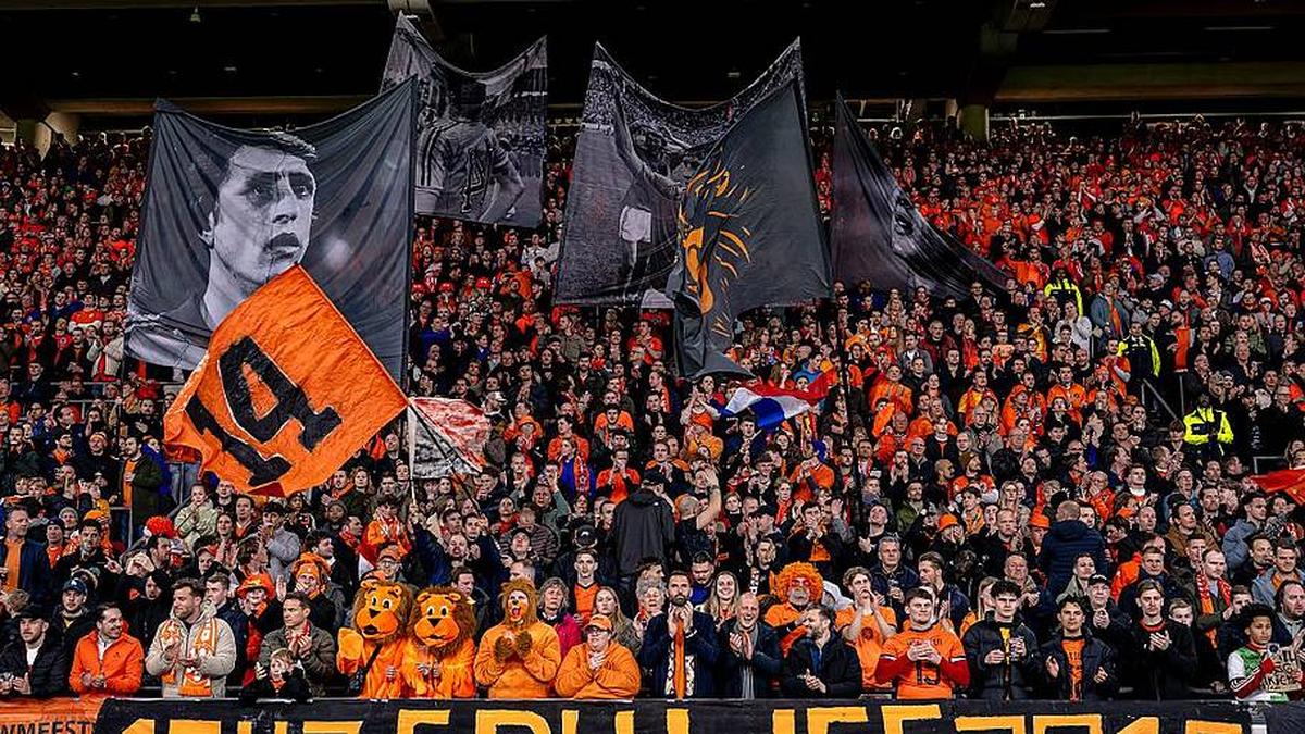  A passionate Oranje fan base awaits. | Stefan Koops/EYE4IMAGES/NurPhoto/Getty Images. 