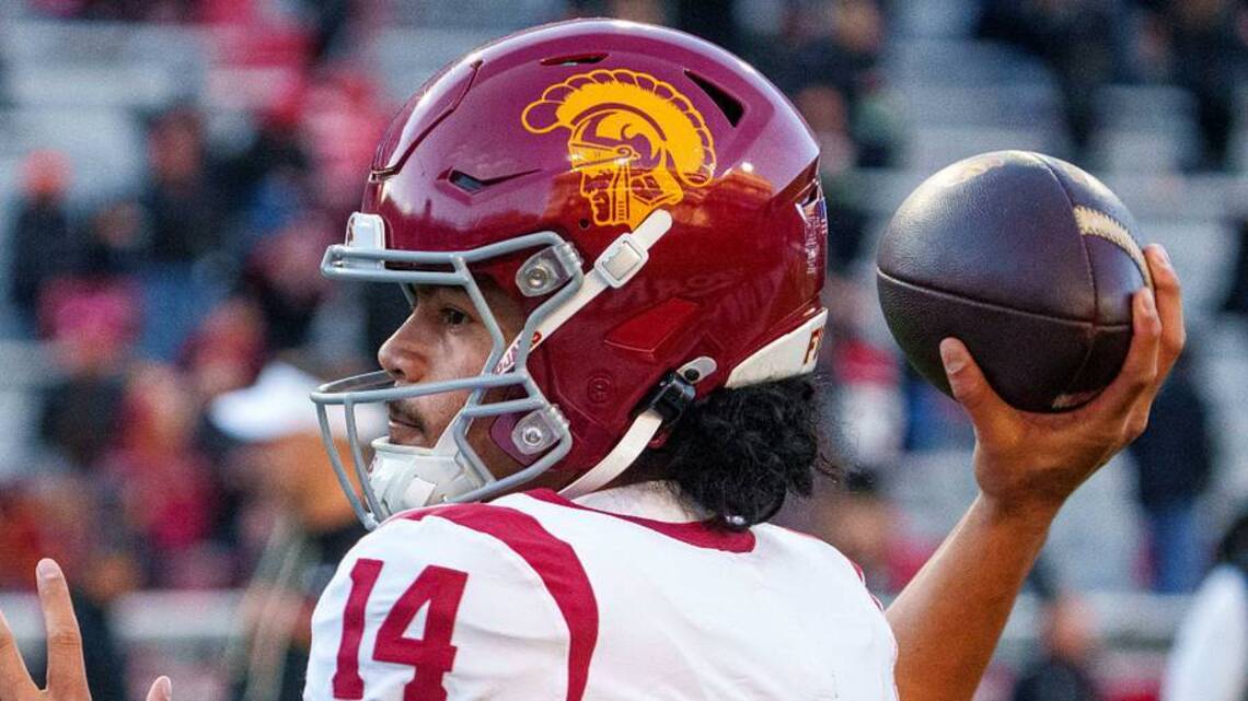 USC's Rivals Outshine Jayden Maiava at Manning Passing Academy