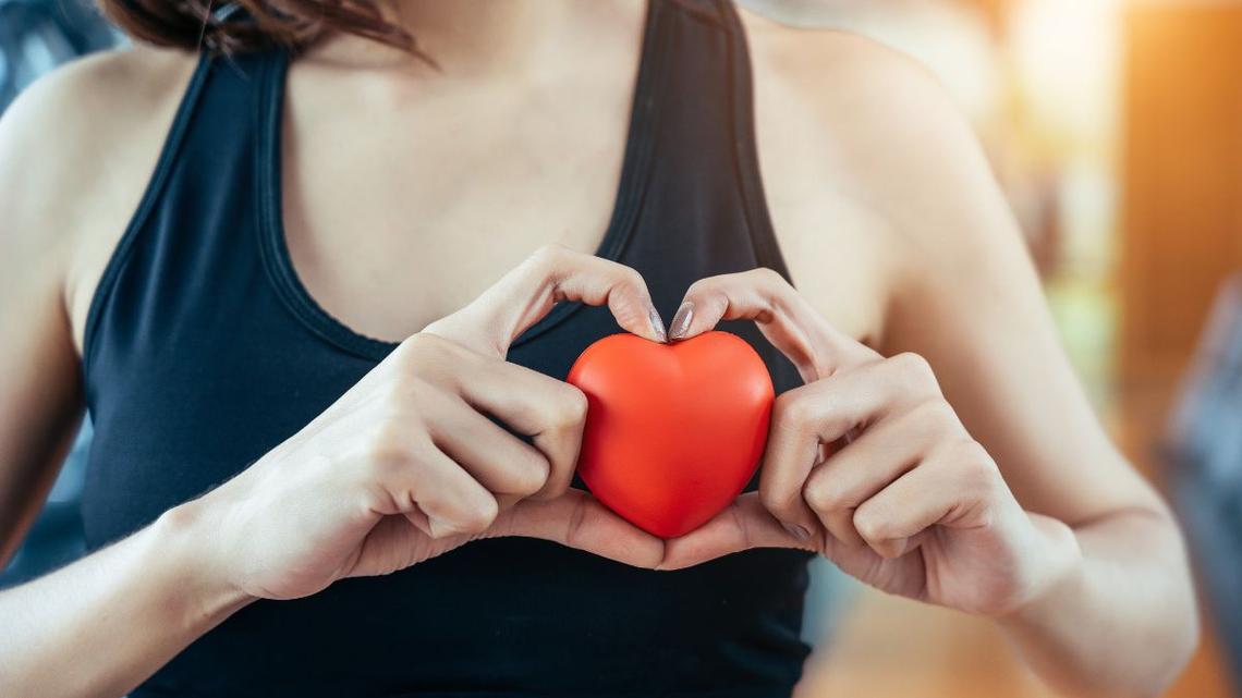 8 Natural Beta-Blockers Doctors Say Can Help Calm Your Heart Fast