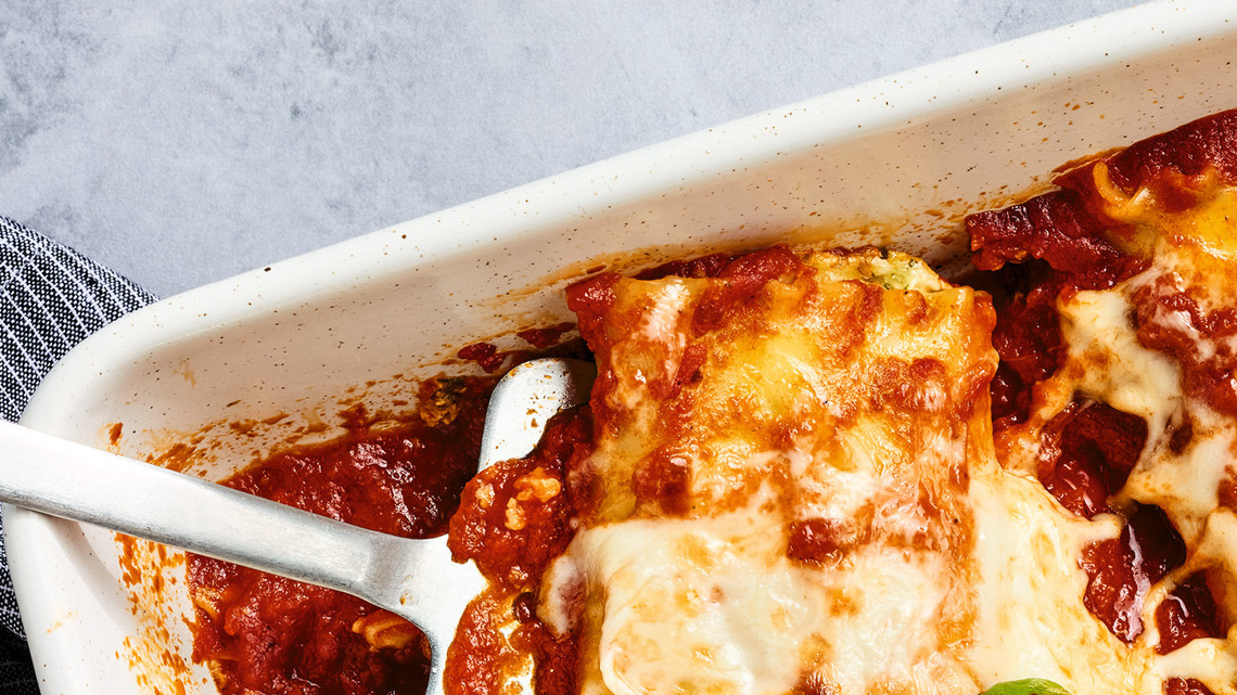 Skinnytaste's Lasagna Roll-Ups Have 31g Protein & Only 443 Calories 