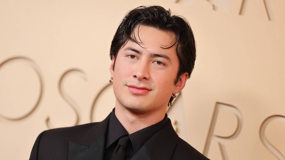 Hudson Williams Shares a Heartfelt Birthday Tribute to His Girlfriend 