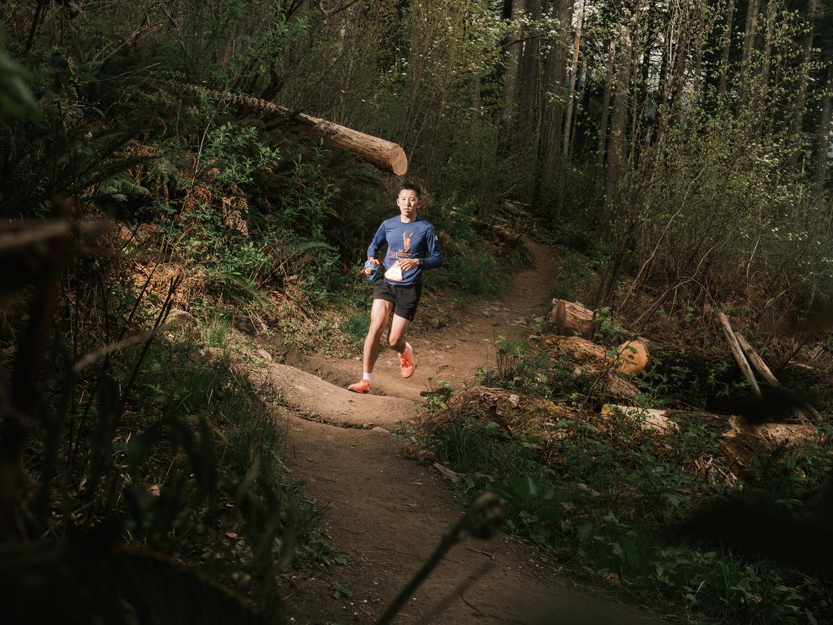 Daylen Yang participates in a race in Cascade Locks, Ore., April 12, 2026. Everyday athletes are turning to A.I. chatbots for training advice. (Jordan Gale/The New York Times)