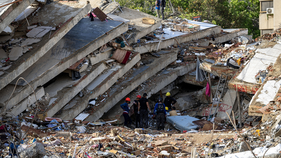 Editorial: Venezuelan earthquakes show why nation must move to democracy 