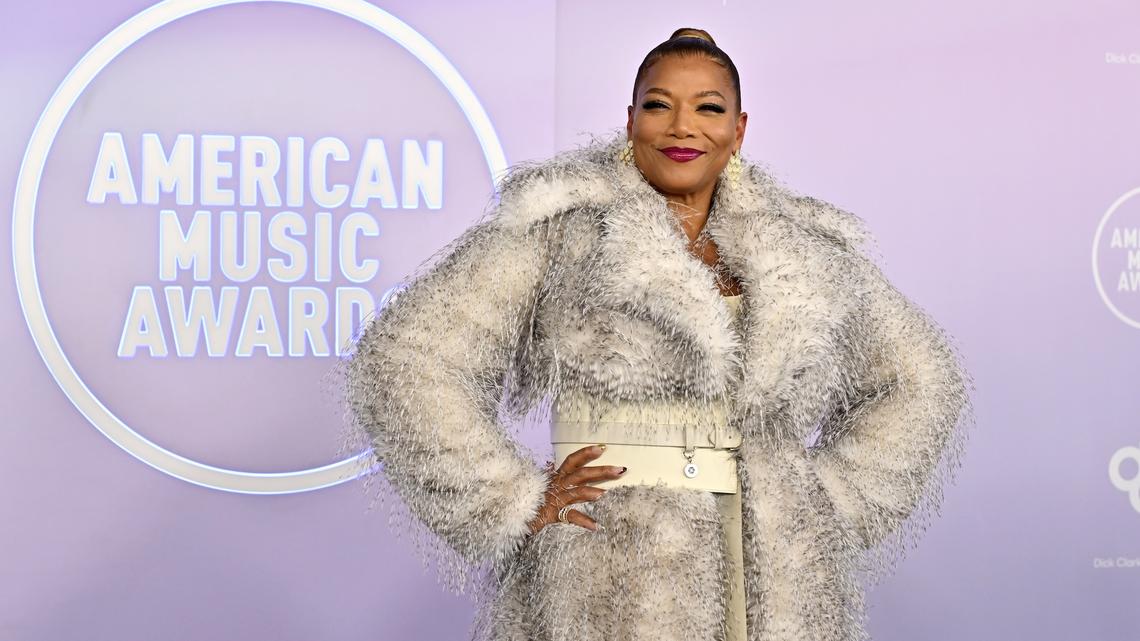 Host Queen Latifah Reflects on Her Career in Her AMAs 2026 Opening Monologue 