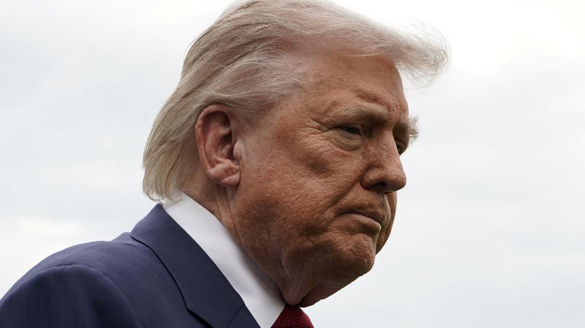 U.S. President Donald Trump looks on at the White House in Washington, D.C., U.S., May 8, 2026. REUTERS/Elizabeth Frantz/File Photo