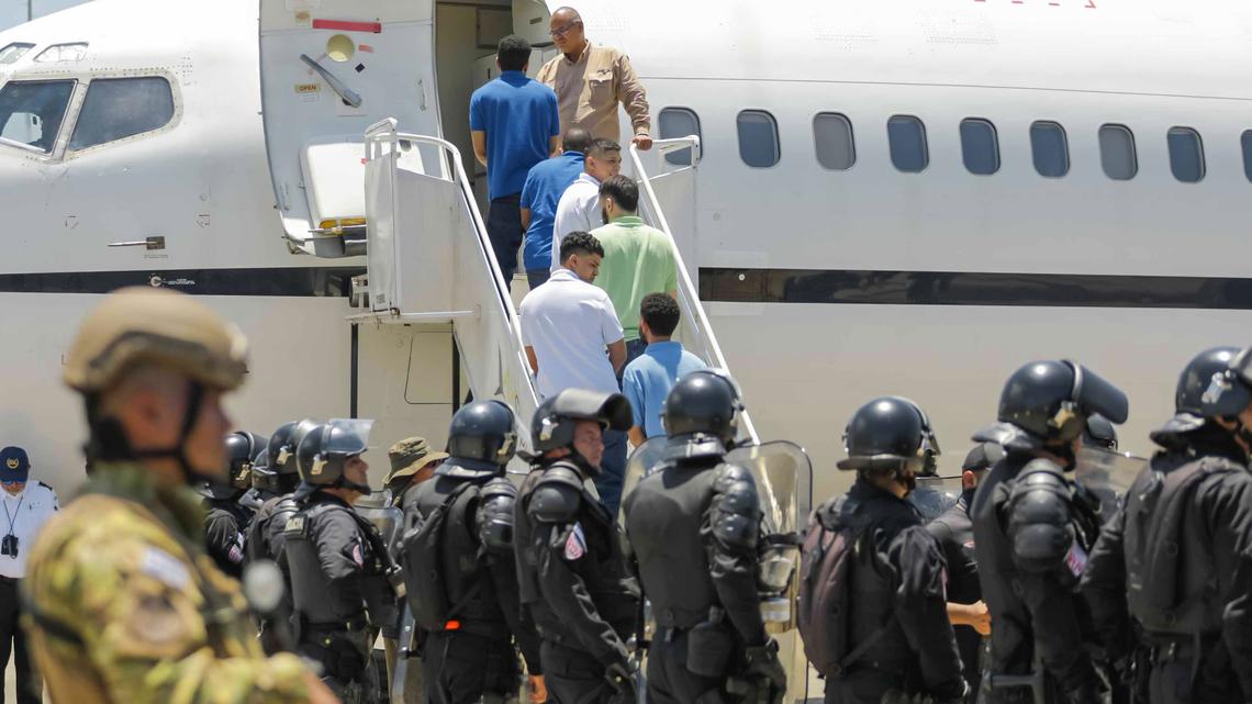 Venezuelans detained in El Salvador face stigma, even after going home free 