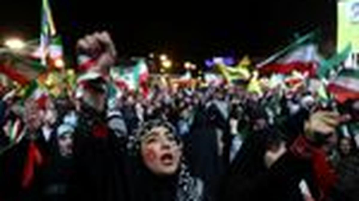 People chant during a rally in Tehran, Iran, May 6, 2026. Majid Asgaripour/WANA (West Asia News Agency) via REUTERS