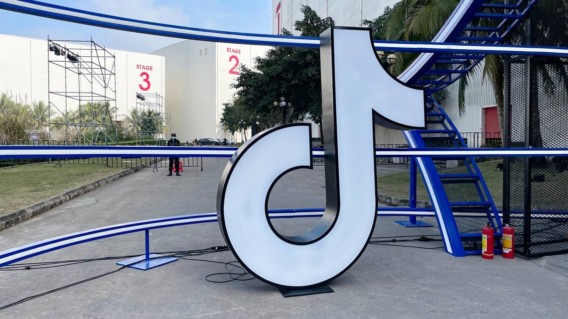 Forget the NFL, TikTok's unlikely live-sports content king is bare-knuckle boxing 