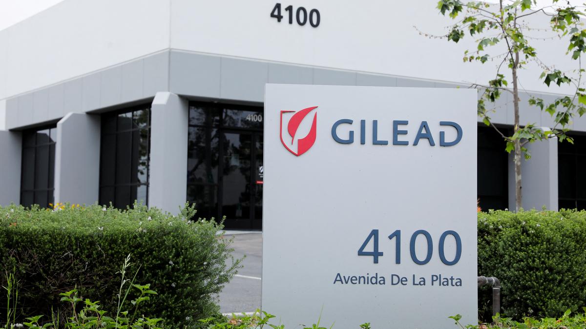 FILE PHOTO: Gilead Sciences Inc pharmaceutical company is seen in Oceanside, California, U.S., April 29, 2020. REUTERS/Mike Blake/File Photo