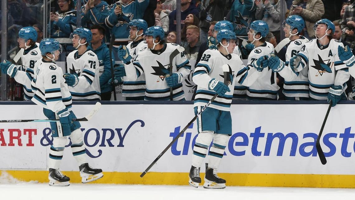 Blues, Sharks neck and neck in wild-card sprint 