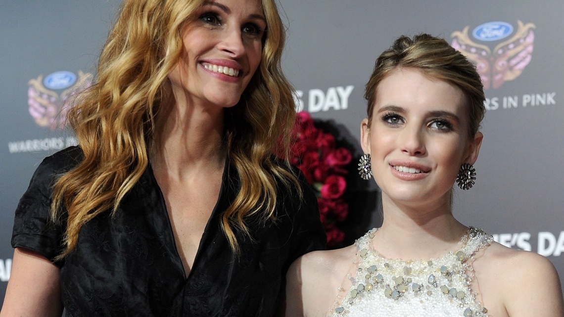 Julia Roberts Celebrates Niece Emma Roberts' Idaho Wedding to Cody John 