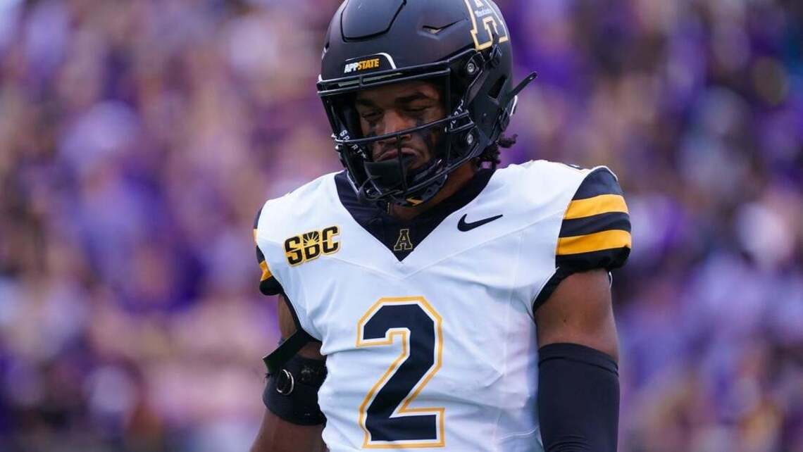 CB Ethan Johnson joins South Carolina after going undrafted in NFL 