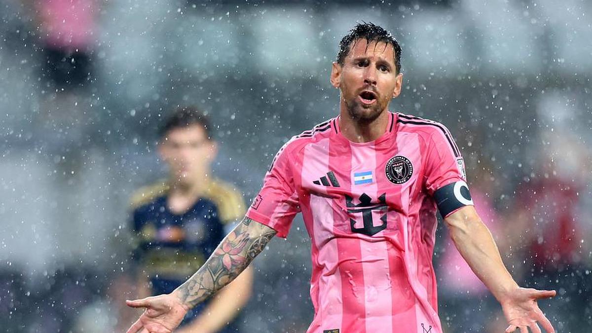  There is plenty of concern around Messi's injury. Did he have to risk it? | Megan Briggs/Getty Images 