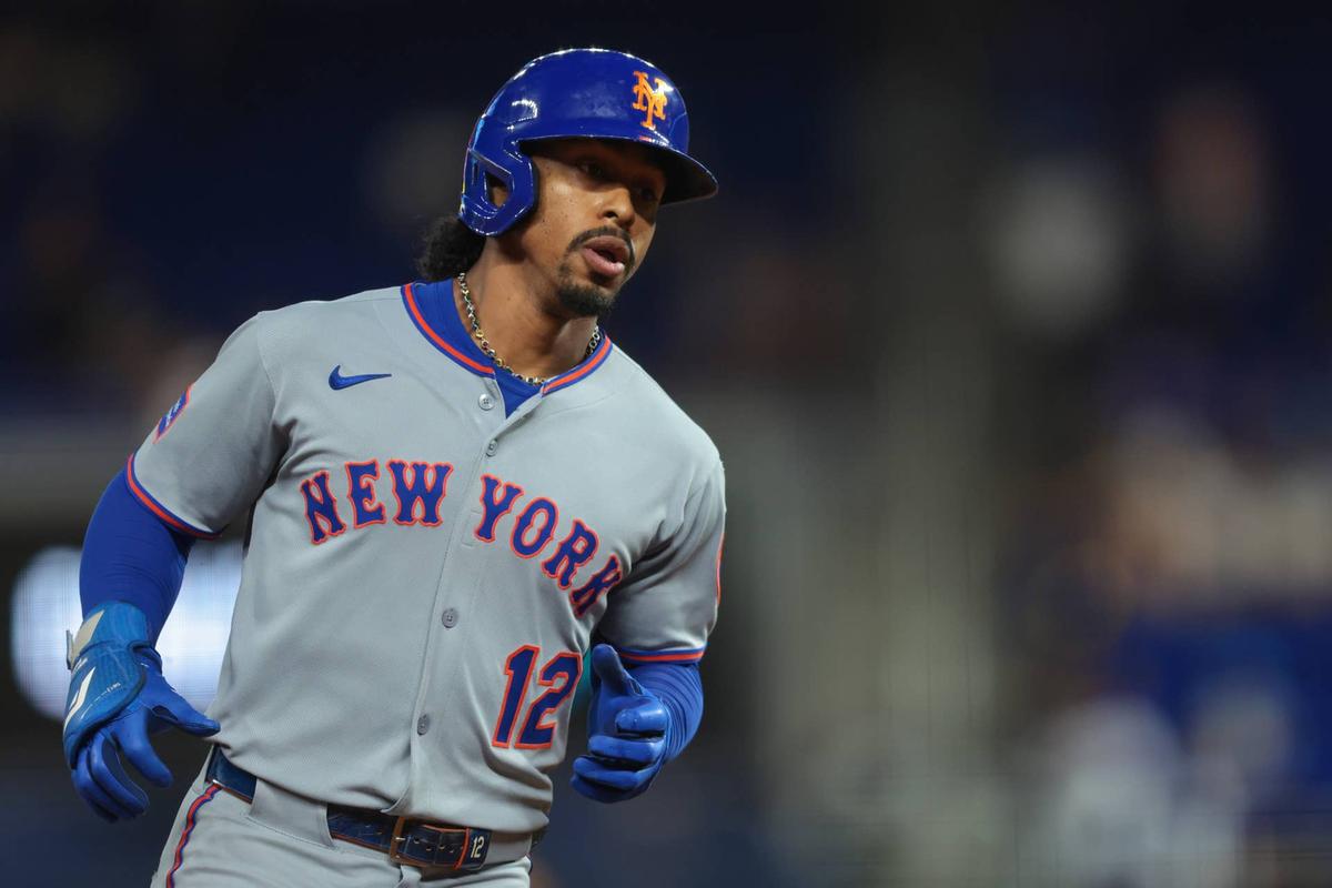  New York Mets shortstop Francisco Lindor (12) © Sam Navarro-Imagn Images