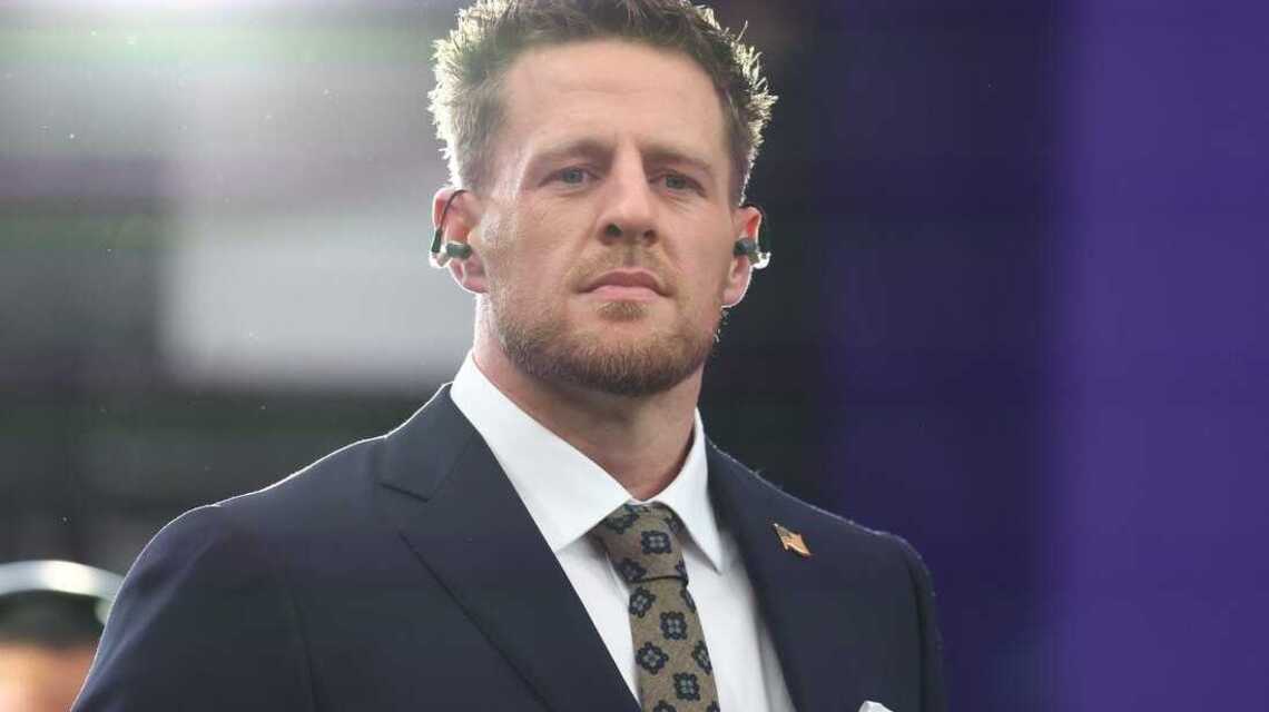 J.J. Watt inks new deal with CBS as No. 1 NFL analyst