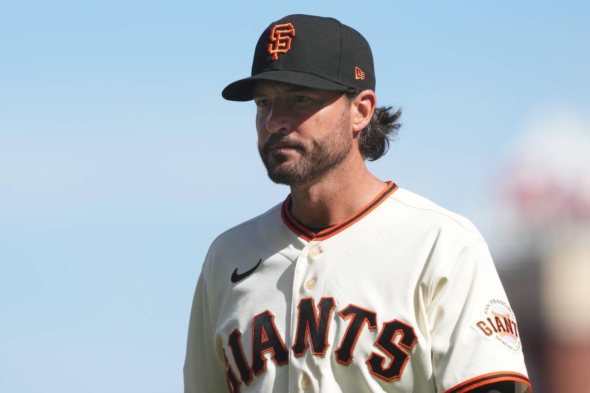  San Francisco Giants manager Tony Vitello (23) © Darren Yamashita-Imagn Images