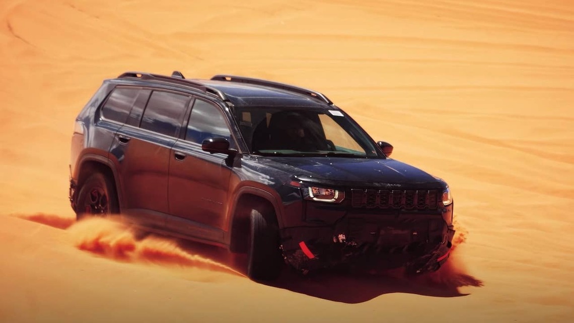 Jeep's New Cherokee Trailhawk Looks Ready to Pick a Fight With the Bronco Sport 
