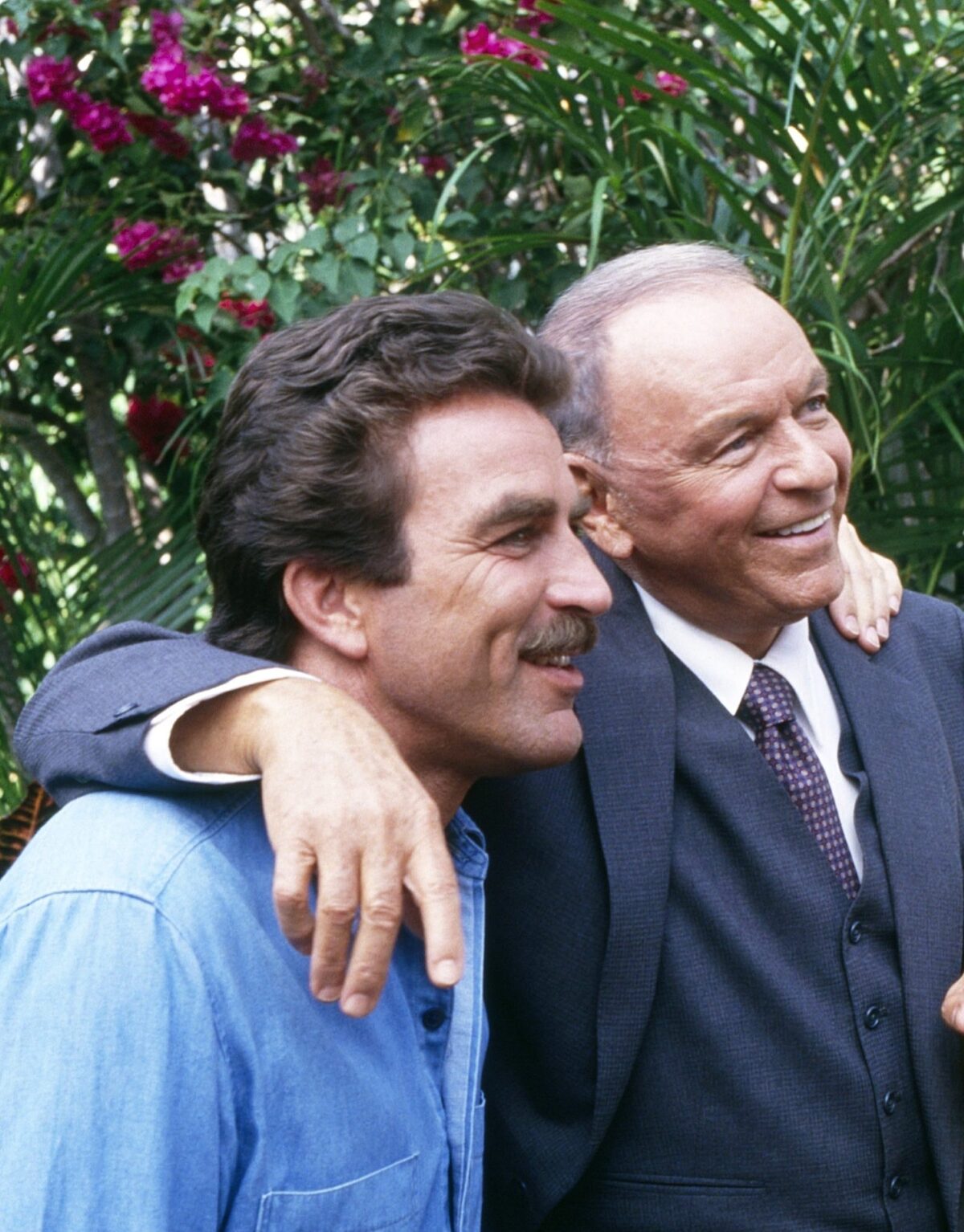 Tom Selleck, Frank Sinatra, Magnum, P.I., 1987Gene Trindl / TV Guide / ©CBS / courtesy Everett Collection