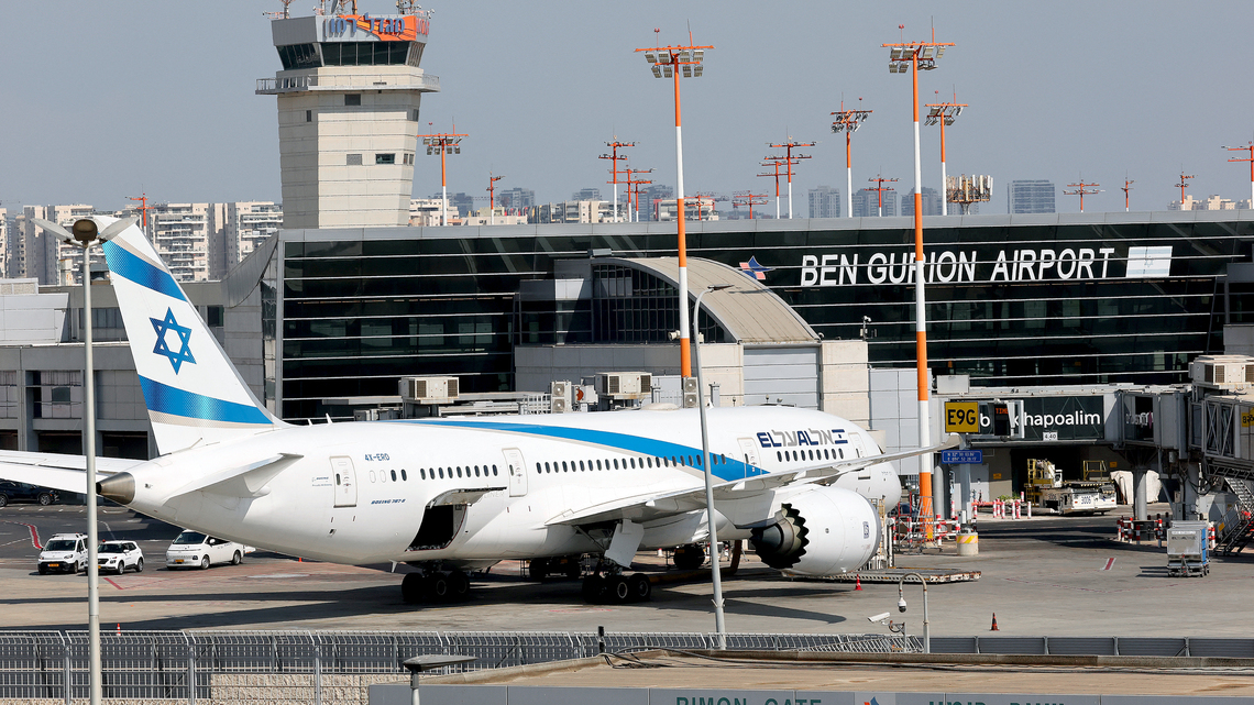 FlyDubai pilots taken to UAE as investigators look for clues