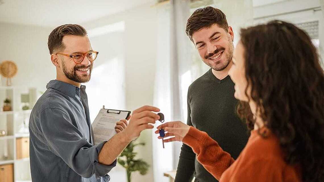 5 reasons tenants want a private landlord