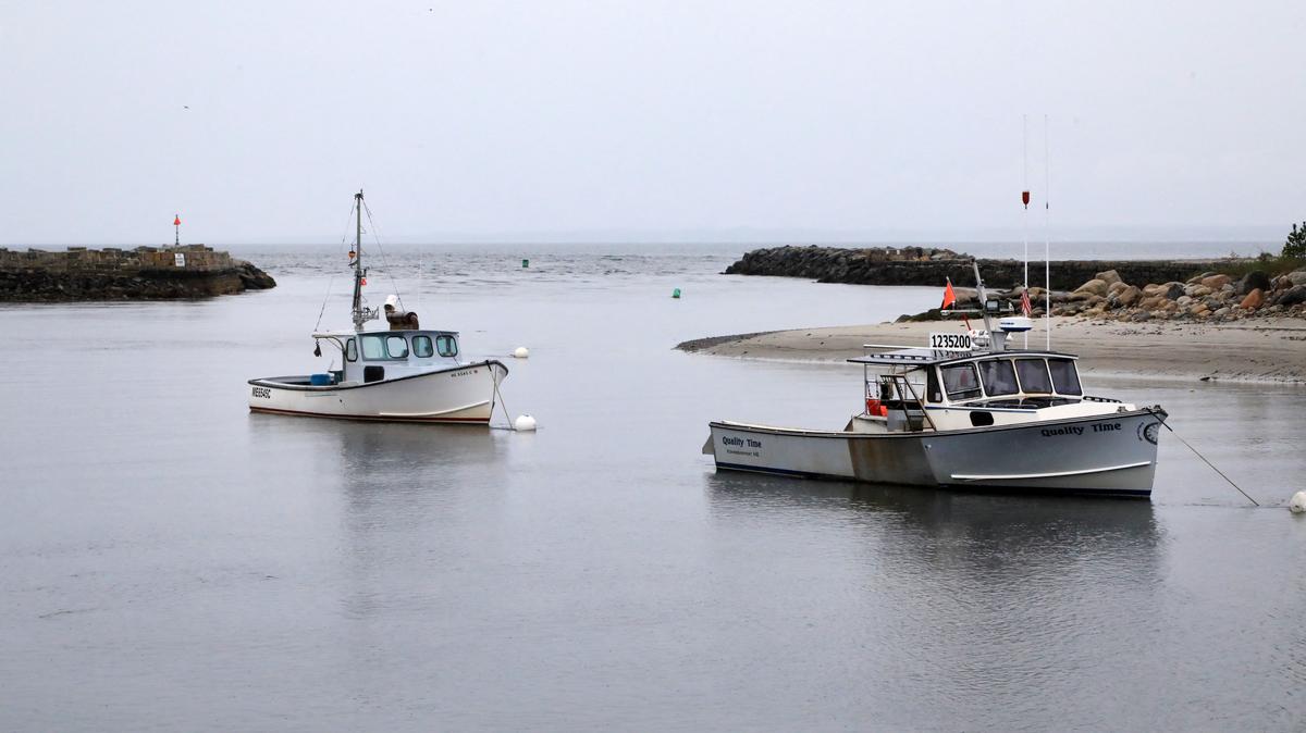 Lobster boats sit on their mooring in Kennebunkport, Maine, U.S., May 13, 2026.  REUTERS/Lauren Owens Lambert