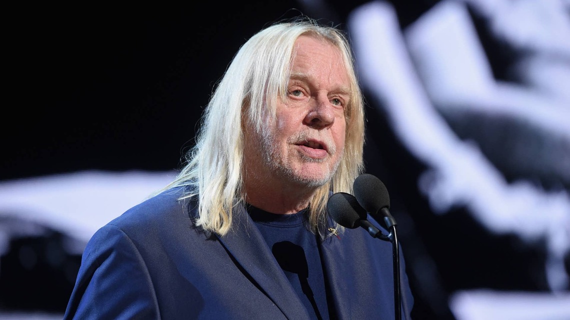 '70s Rock Legend Performs at Unexpected Venue Months After Brain Surgery 