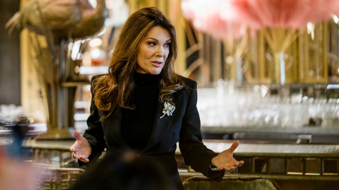 Lisa Vanderpump's Family Moves Her to Tears in ‘Lisa Las Vegas' Sneak Peek 