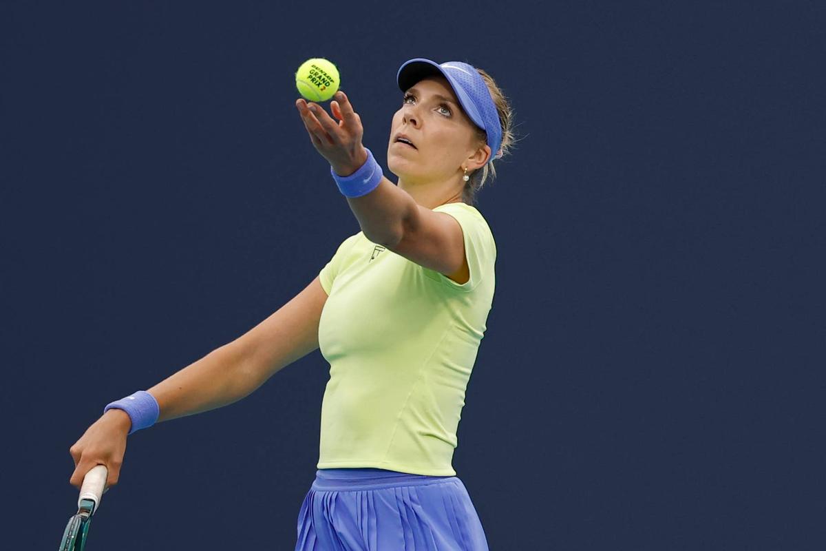  Mar 17, 2026; Miami Gardens, FL, USA; Katie Boulter (GBR) serves against Jessica Bouzas Maneiro (ESP)(not pictured) on day 1 of the 2026 Miami Open at Hard Rock Stadium. Mandatory Credit: Geoff Burke-Imagn Images 