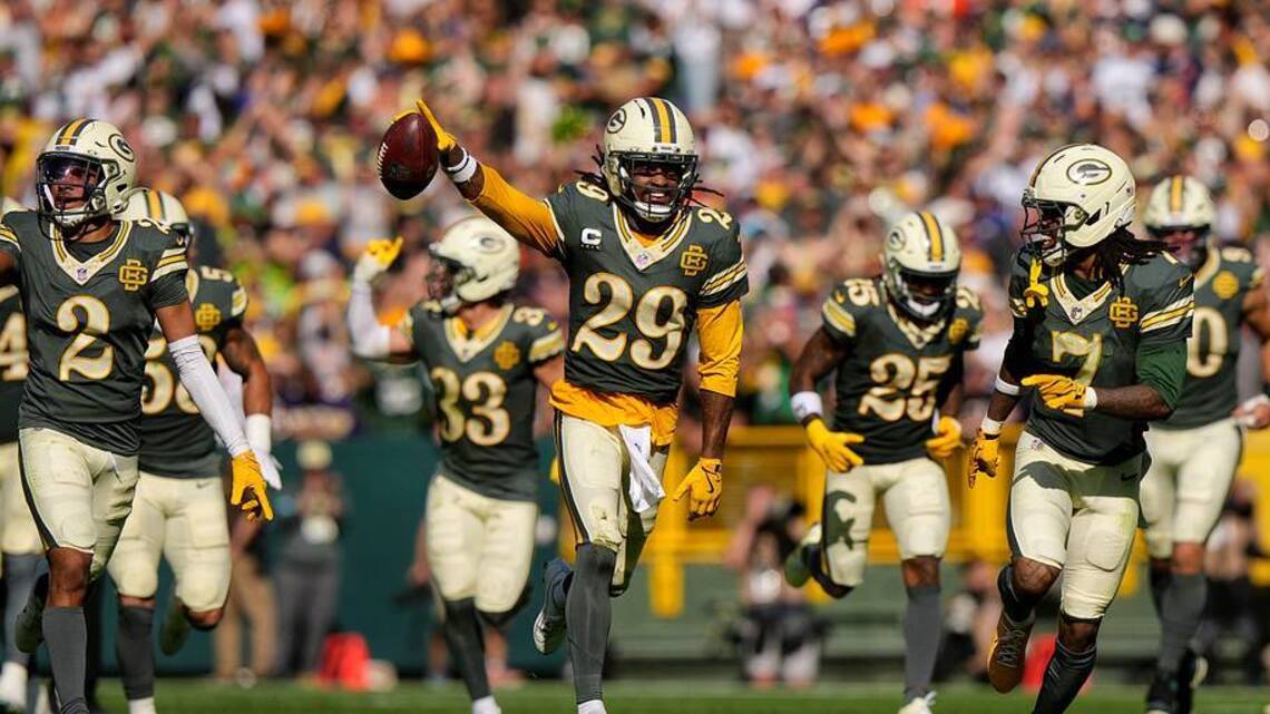 Packers' Rout of Bears Will Hopefully Keep Fueling NFL's Best Current Rivalry