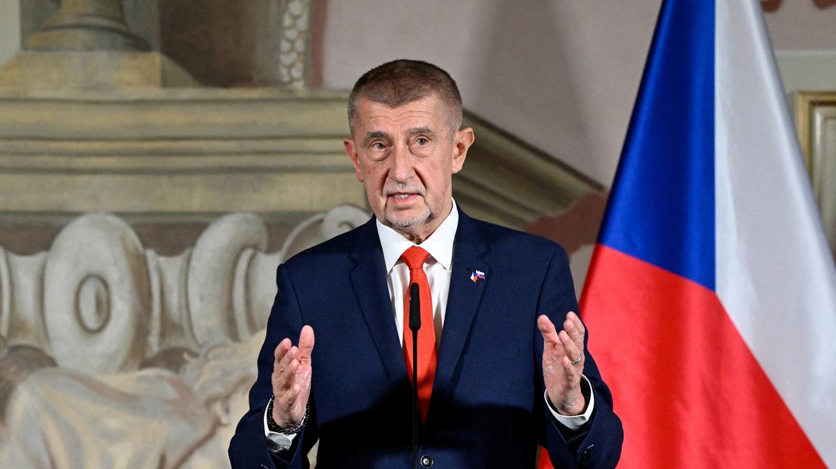 FILE PHOTO: Czech Prime Minister Andrej Babis speaks during a press conference with Slovakia's Prime Minister Robert Fico, on the day of a joint meeting of the governments of the Czech Republic and Slovakia at Nova Horka Castle in Studenka, Czech Republic, March 31, 2026. REUTERS/Radovan Stoklasa/File Photo