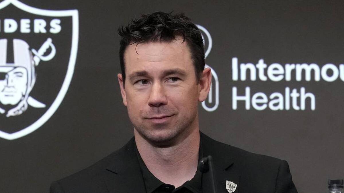  Apr 24, 2026; Henderson, NV, USA; Las Vegas Raiders coach Klint Kubiak at press conference at Intermountain Health Performance Center. Mandatory Credit: Kirby Lee-Imagn Images | Kirby Lee-Imagn Images 