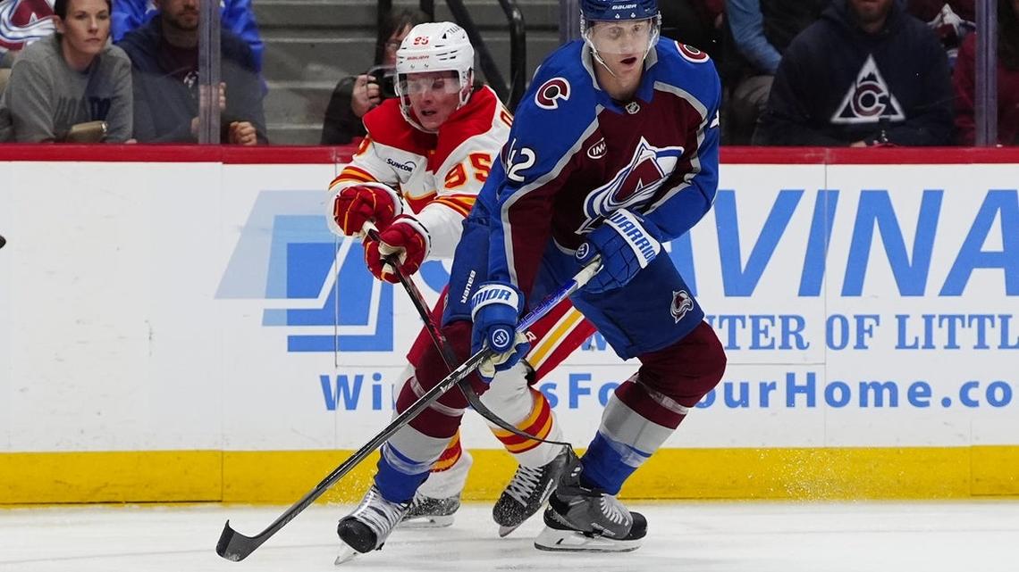 Avalanche score 5 goals in 1st period on way to rout of Flames