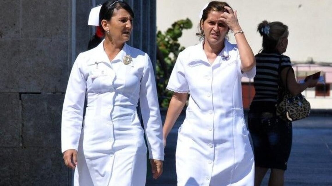 Jamaica to rehire Cuban nurses under direct contracts 
