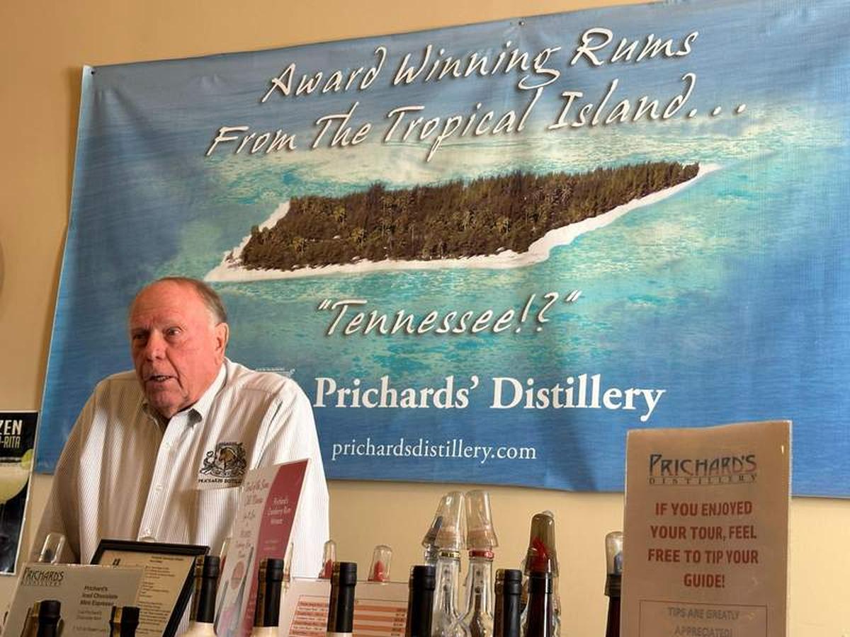  The owner at Prichards’ Distillery talks with our group. Photo credit: Robin O’Neal Smith 