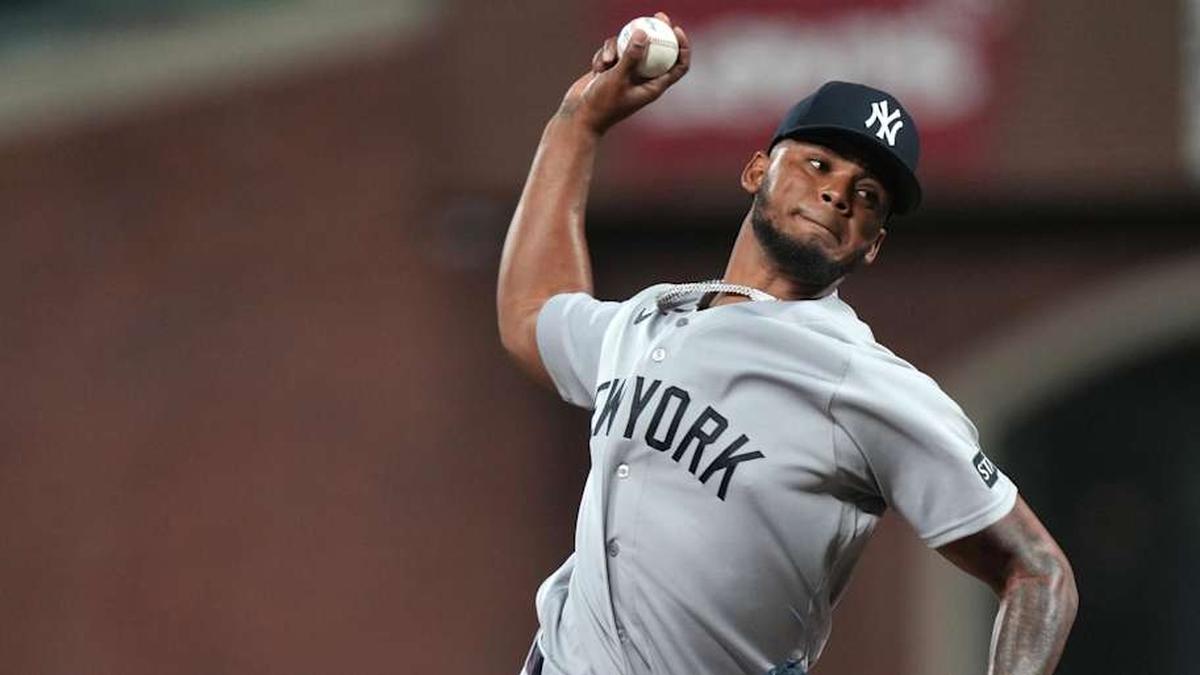  The Yankees haven't been able to trust Camilo Doval consistently this season. | Cary Edmondson-Imagn Images 