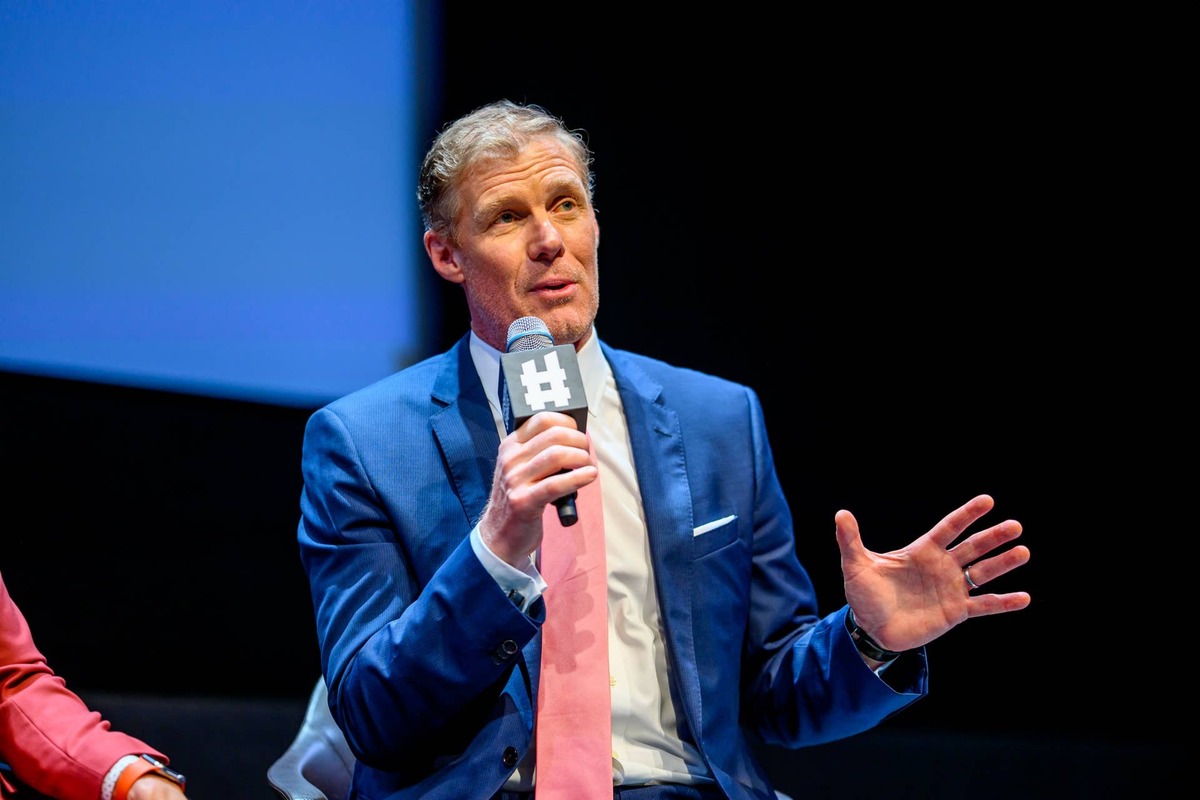  NEW YORK, NEW YORK - JUNE 06: Alexi Lalas speaks during the 2024 Hashtag Sports conference on June 06, 2024 in New York City. (Photo by Roy Rochlin/Getty Images for Hashtag Sports) 