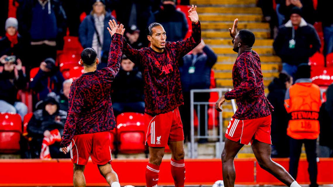  Ibrahima Konaté (right) compared his situation to Virgil van Dijk (center) and Mohamed Salah. | Marcel ter Bals/DeFodi Images/Getty Images 