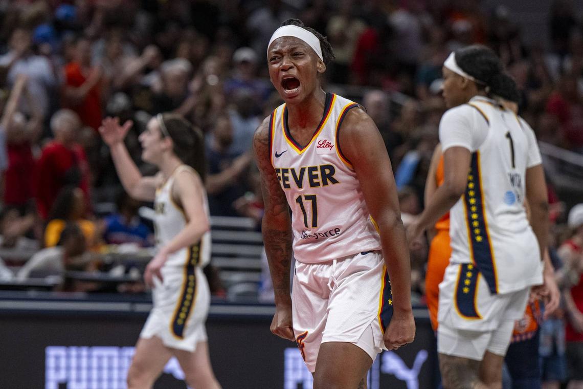  Former Indiana Fever star Erica Wheeler during a WNBA game © Doug McSchooler/for IndyStar / USA TODAY NETWORK via Imagn Images
