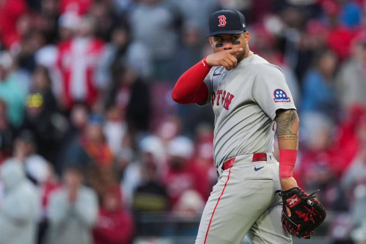 Boston Red Sox first baseman Willson Contreras (40) © Aaron Doster-Imagn Images