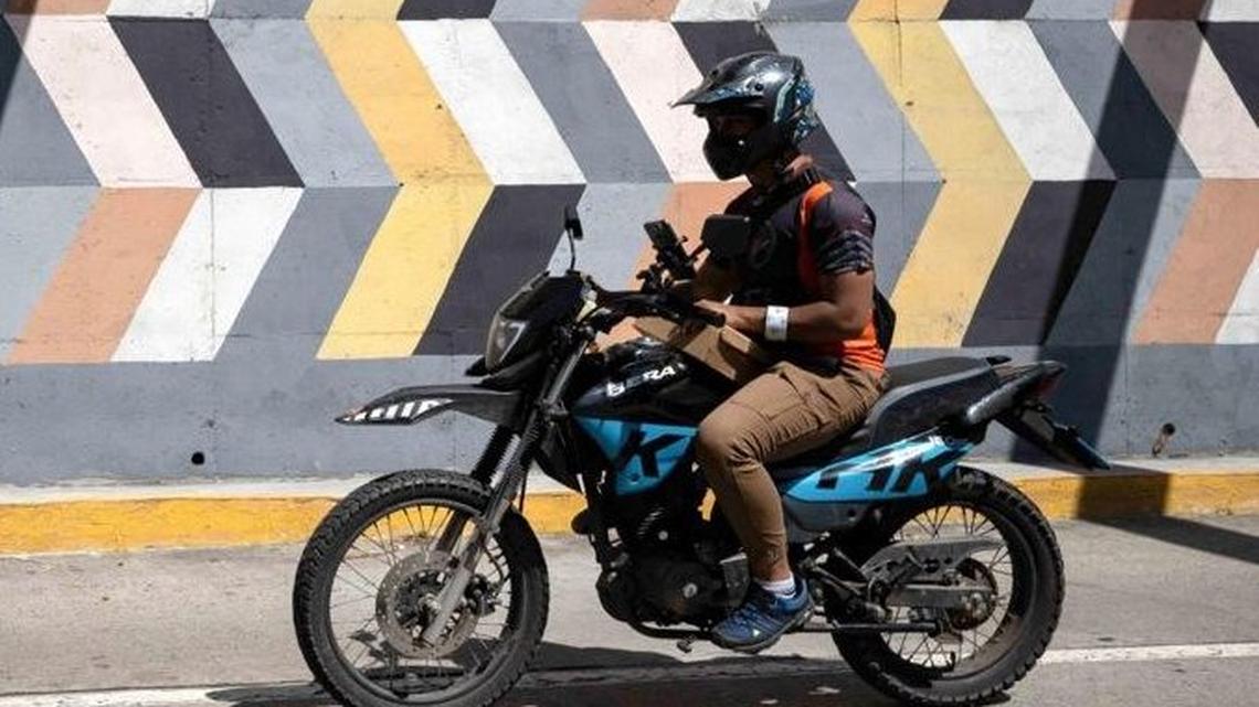 Venezuelans' presence in Chile's labor market declines