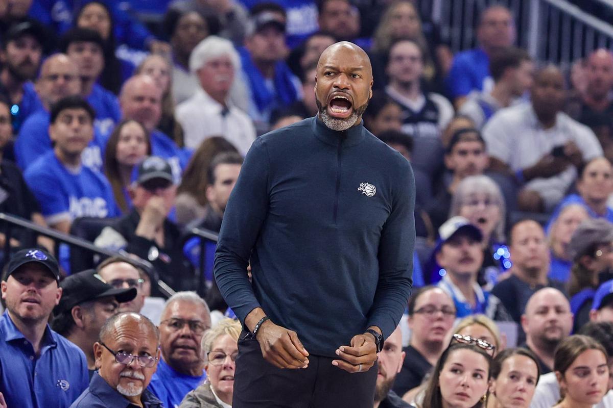  Orlando Magic head coach Jamahl Mosley against the Charlotte Hornets during the play-in rounds of the 2026 NBA Playoffs Mike Watters-Imagn Images