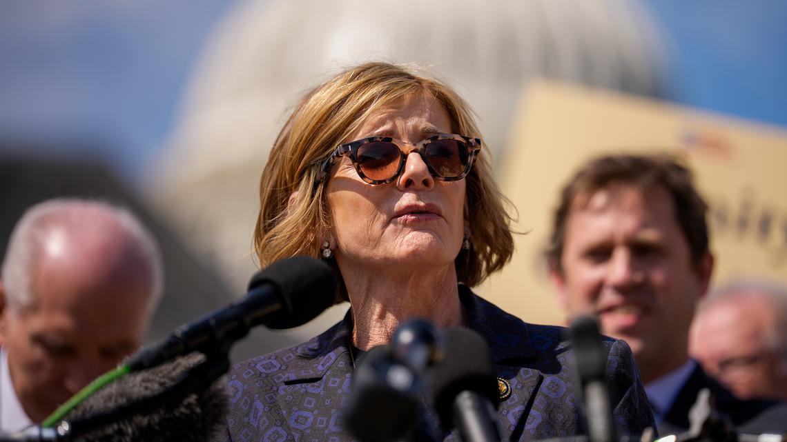 Editorial: Tuning out as politicians wallow in the gutter 