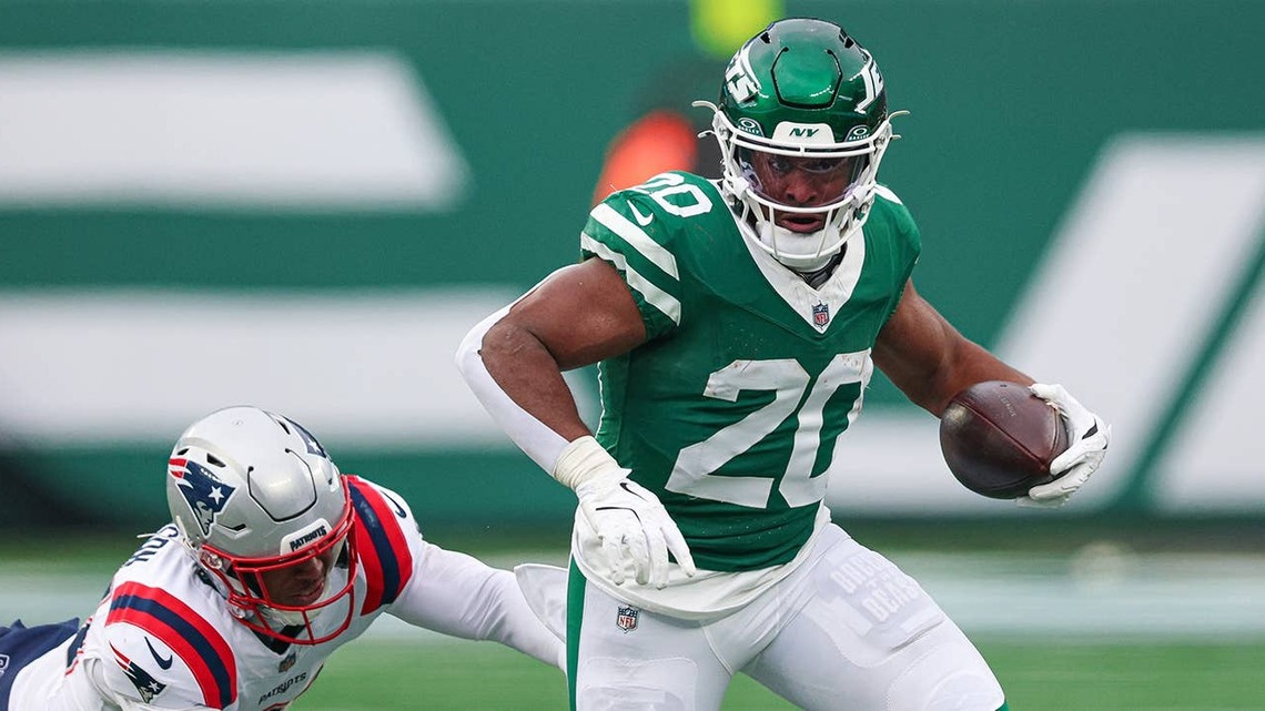 Breece Hall Injury Could Open Door for Jets' Braelon Allen