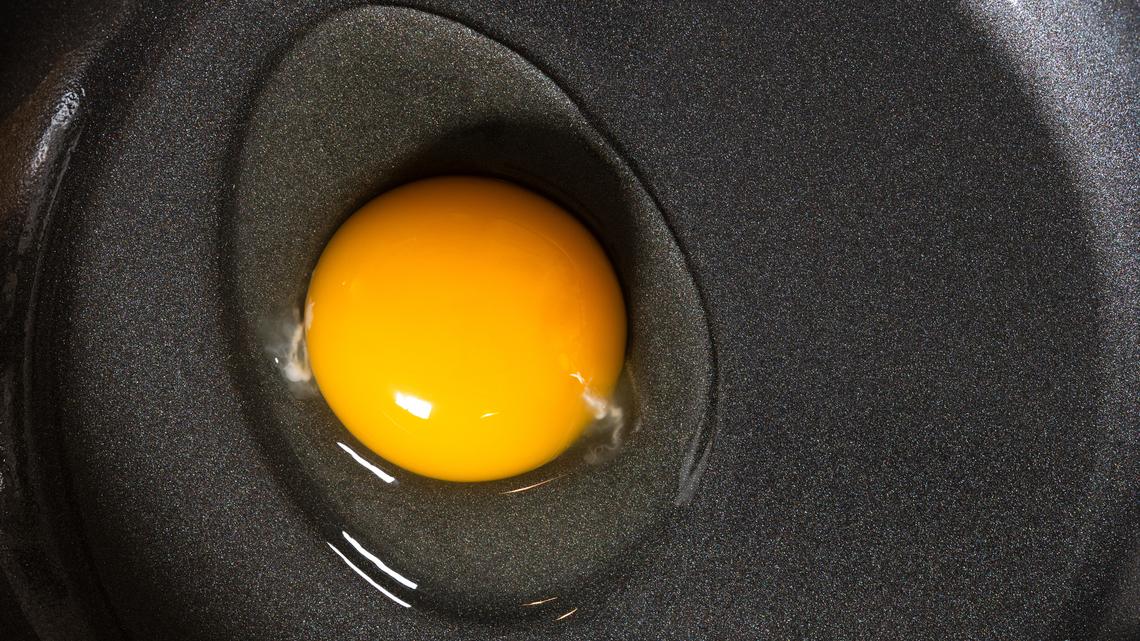 The Best Nonstick Pans on Amazon, According to Shopper Ratings and Reviews 