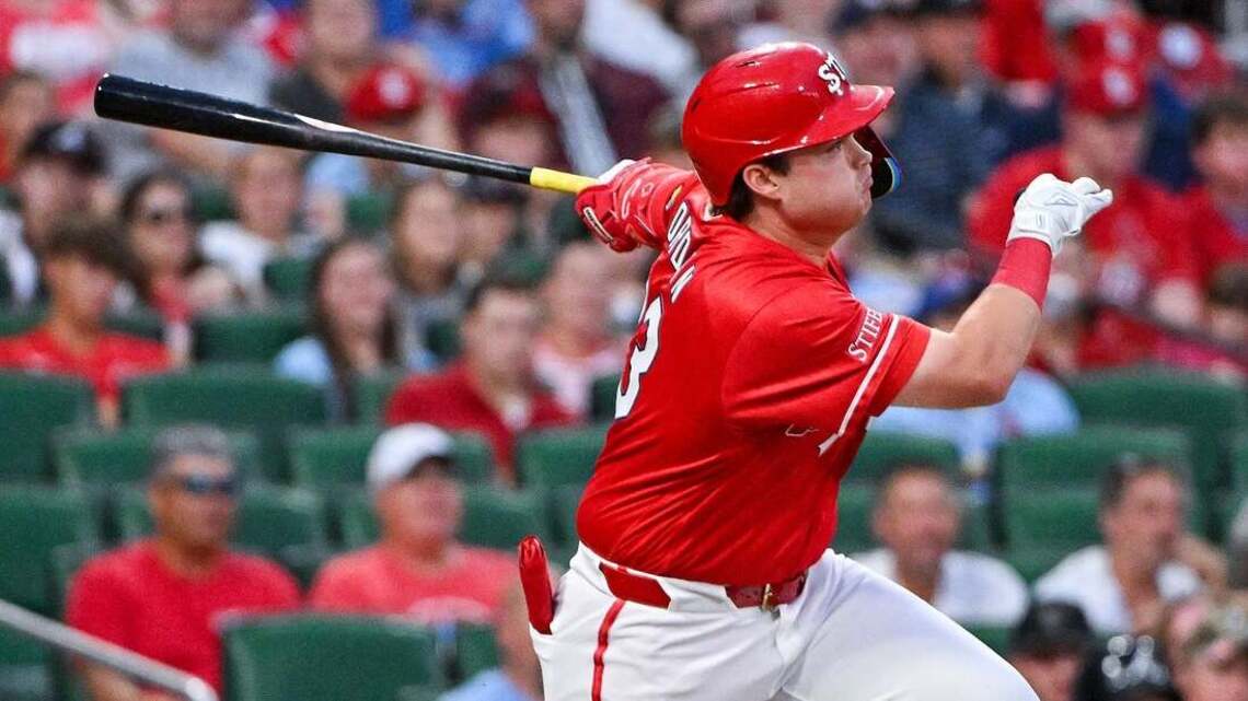 Jimmy Crooks' homer lifts Cardinals to rain-delayed win over Braves 