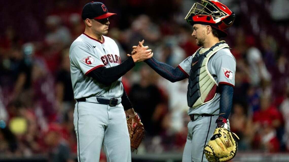 Guardians, D-backs feeling heat of their respective wild-card chases 