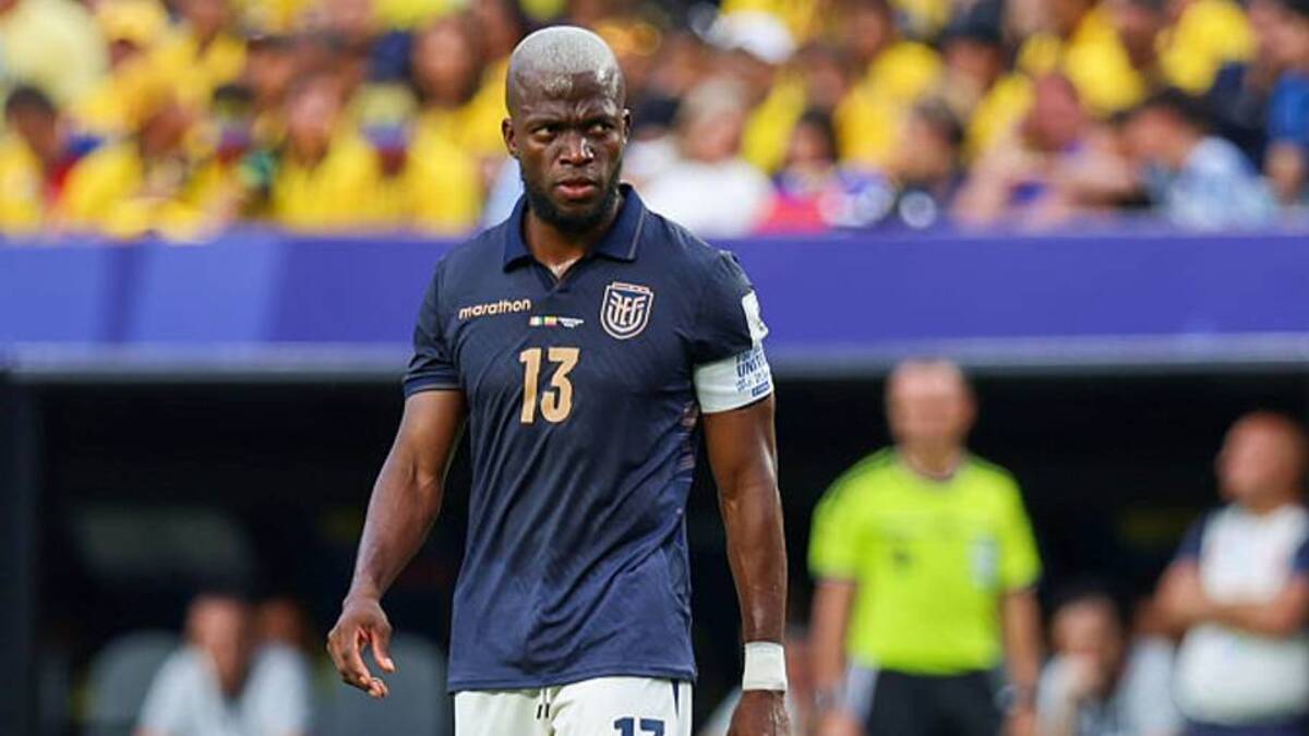  Can Enner Valencia score in a third World Cup? | Roger Wimmer/ISI Photos/Getty Images 
